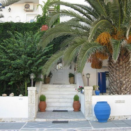 Tina'S Apartments آداماس المظهر الخارجي الصورة