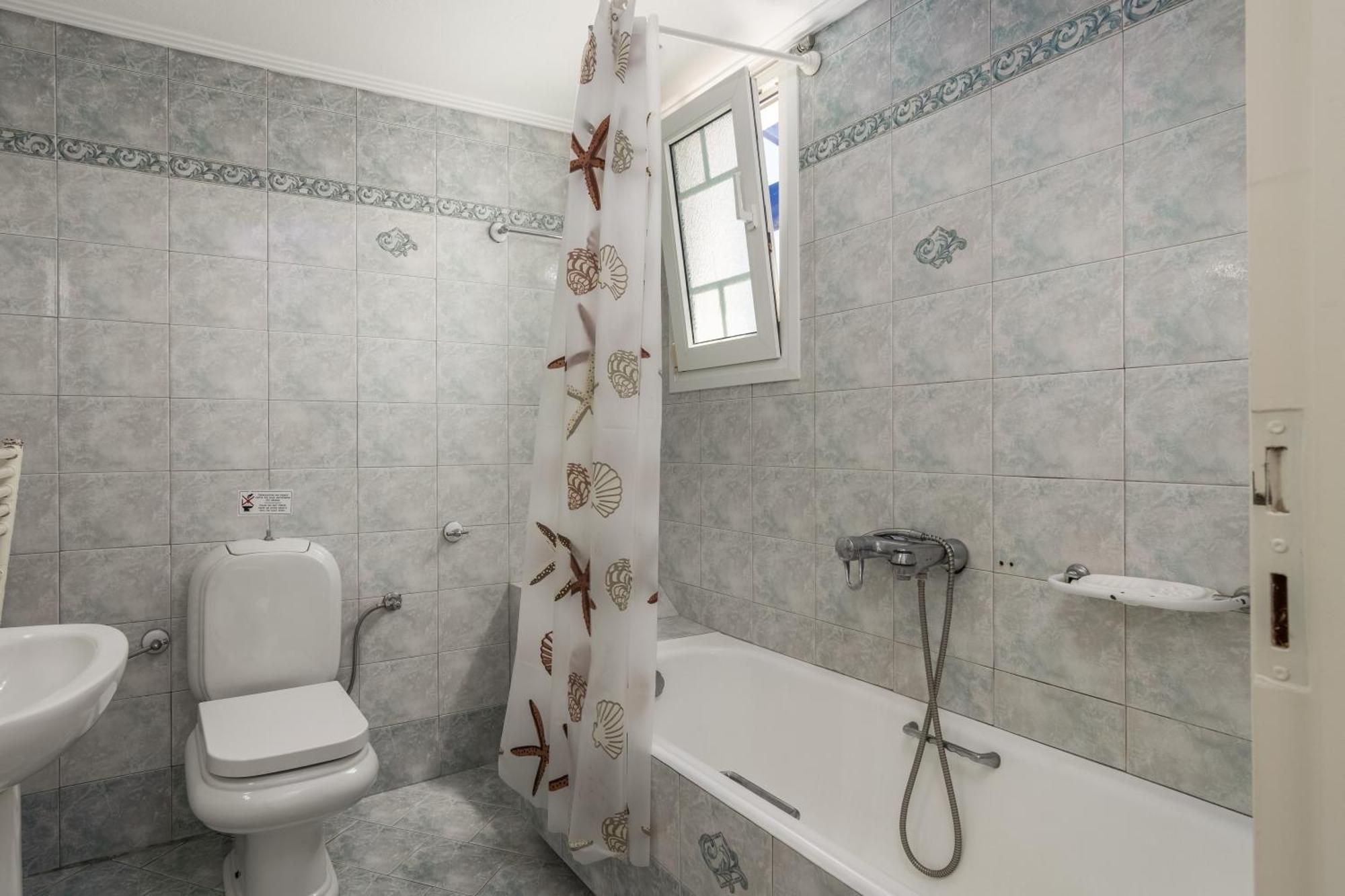 Tina'S Apartments آداماس الغرفة الصورة